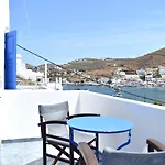 Martinos Studios, Merihas Port Hotel Kithnos