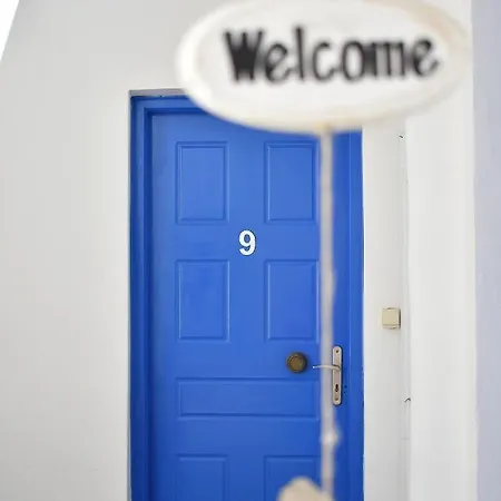 Hotel Martinos Studios, Merihas Port 2*