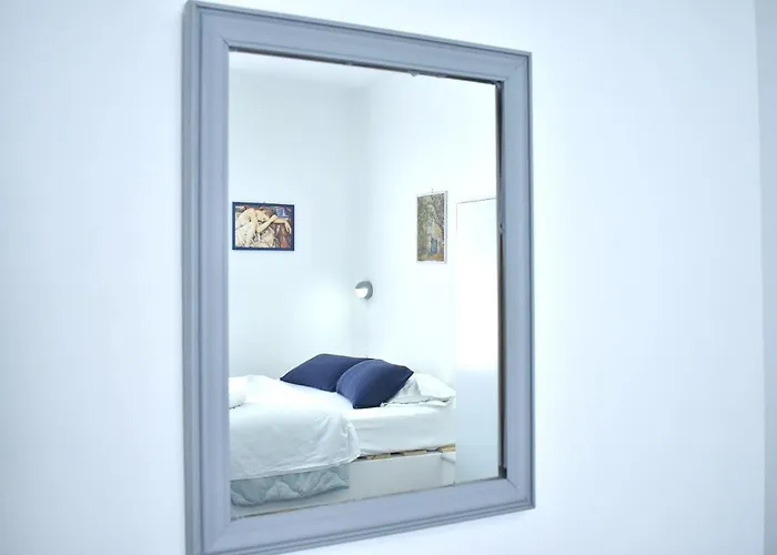 Martinos Studios, Merihas Port Kythnos