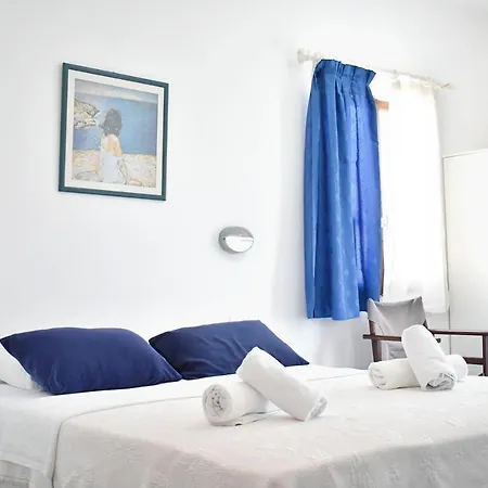 Martinos Studios, Merihas Port