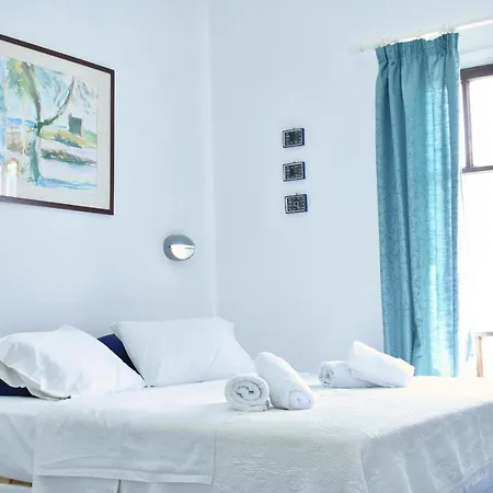 Martinos Studios, Merihas Port